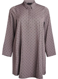 Short A-line dress with long sleeves