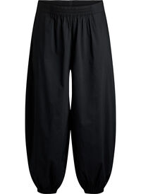 Balloon trousers with pockets and an elasticated waistband