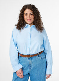 Long-sleeved cotton shirt, Blue, Model